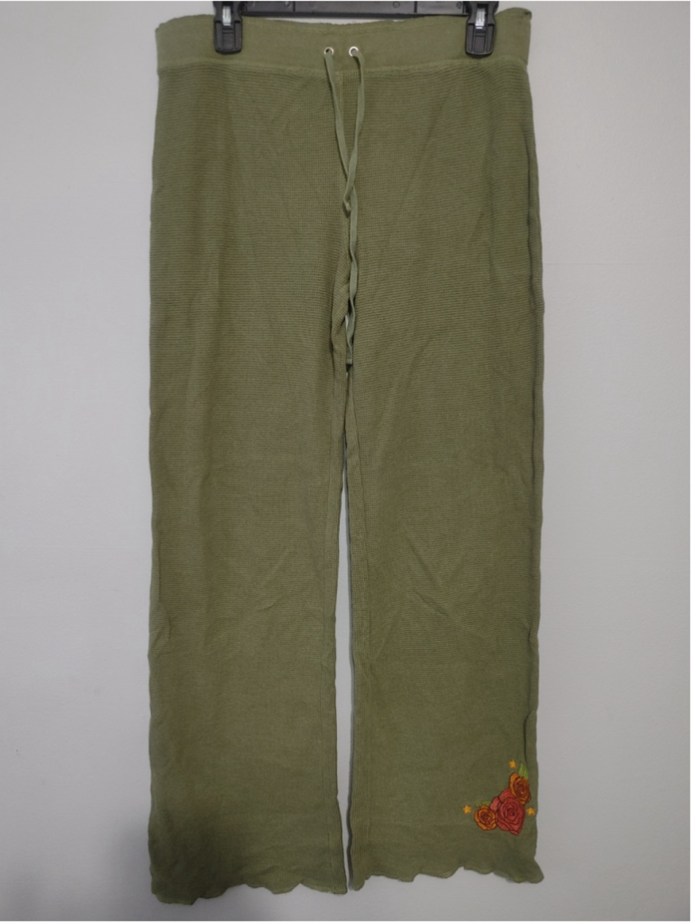 Women's P.J. Salvage Thermal Pants Size M Olive Green Floral Rose Embroidered